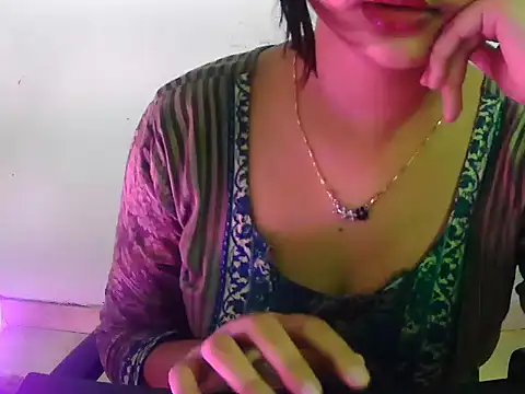 Snapshot of Sumann99 chatting on March 4, 5:41 pm Sumann99 online show from March 4, 5:41 pm