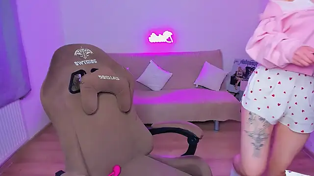 YourMegan online show from September 13, 7:46 pm