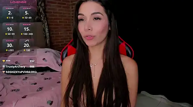 Snapshot of playsweetashley_ chatting on March 11, 6:00 am playsweetashley  online show from March 11, 6:00 am