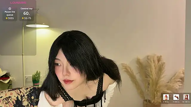 nanaliu6 online show from March 8, 8:51 am