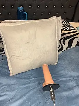 Nicky gh online show from March 8, 2:04 am