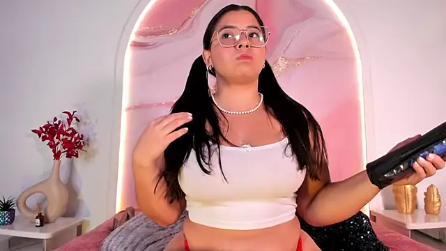 Sofii Lopezz online show from February 27, 11:20 am