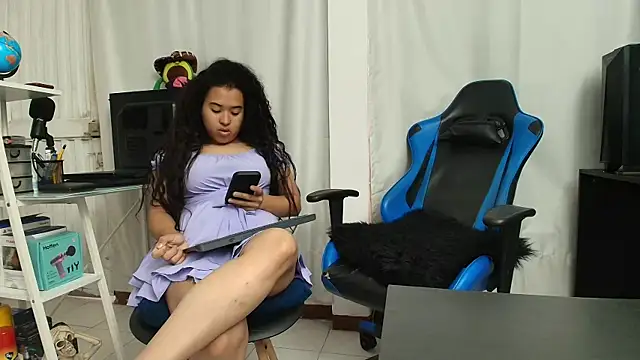 ema abby online show from February 18, 8:05 pm