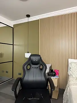 JessyCream online show from February 26, 1:32 pm