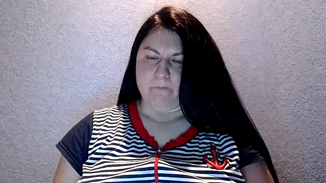 KiraSwee online show from March 7, 6:11 pm