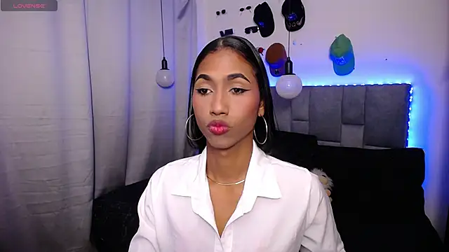 Alissemasiel online show from November 28, 10:34 pm