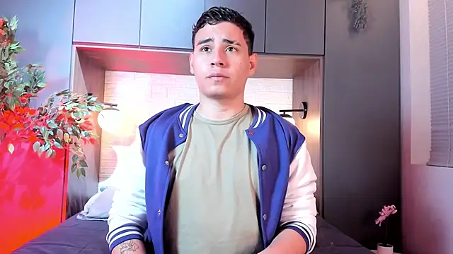 Gabriell ramirez online show from September 19, 4:03 am