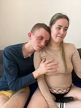 alisanikita online show from March 4, 7:19 am