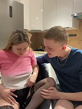 alisanikita online show from March 15, 3:59 pm