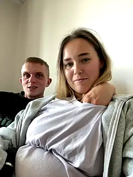 alisanikita online show from September 25, 9:35 am