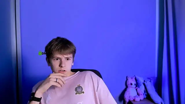 jimmie hot online show from October 18, 1:56 pm