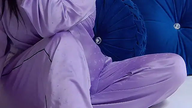 Snapshot of AlessiaExquisit chatting on October 7, 1:58 am AlessiaExquisit online show from October 7, 1:58 am