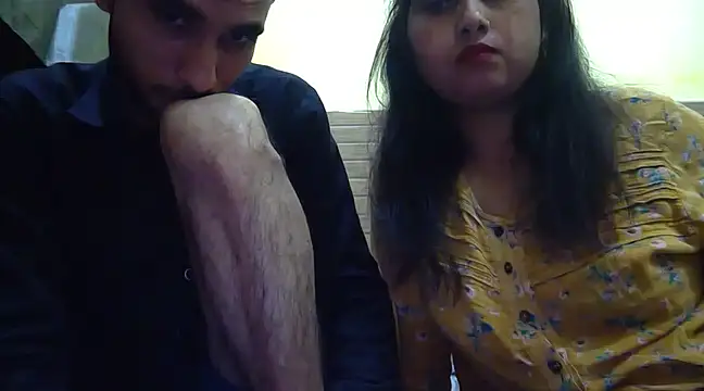 Queen Couple online show from February 14, 11:10 am