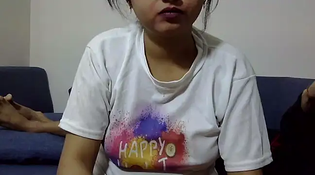 Queen Couple online show from March 6, 11:58 am