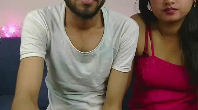 Queen Couple online show from March 22, 10:28 am