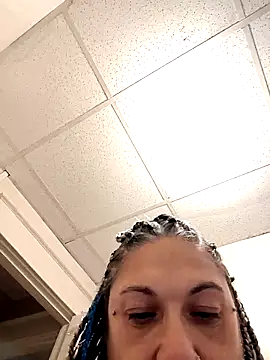 Snapshot of GsSpot69 chatting on December 2, 1:11 am GsSpot69 online show from December 2, 1:11 am