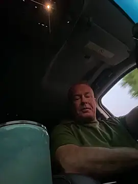 Snapshot of hintly chatting on September 10, 12:05 pm hintly online show from September 10, 12:05 pm