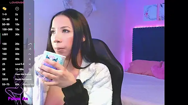 Snapshot of SallyWhitee chatting on September 21, 4:36 am SallyWhitee online show from September 21, 4:36 am