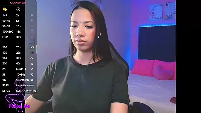 Snapshot of SallyWhitee chatting on September 29, 4:28 am SallyWhitee online show from September 29, 4:28 am