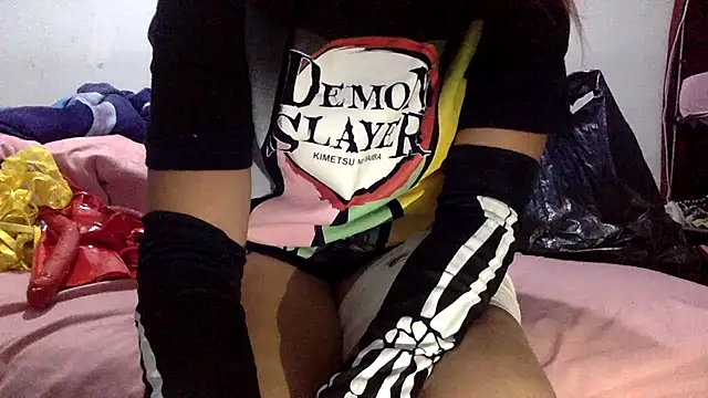 Snapshot of sharonlopez9611 chatting on October 25, 3:25 am sharonlopez9611 online show from October 25, 3:25 am