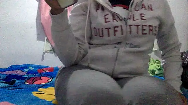 Snapshot of sharonlopez9611 chatting on November 15, 2:53 am sharonlopez9611 online show from November 15, 2:53 am