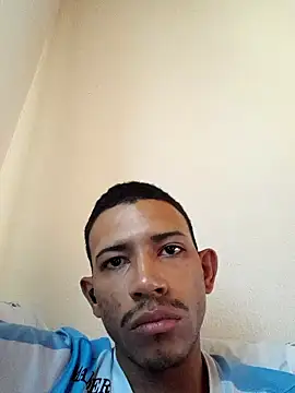 Mineirinho043 online show from March 4, 1:28 pm