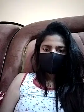 fuungirl38 online show from April 2, 8:45 am