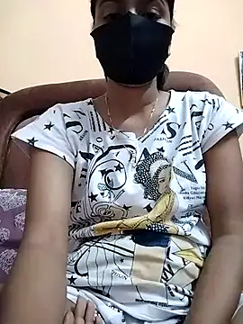 fuungirl38 online show from April 12, 4:45 pm