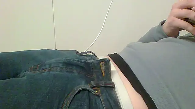 j3sp3r930 online show from February 27, 7:26 pm