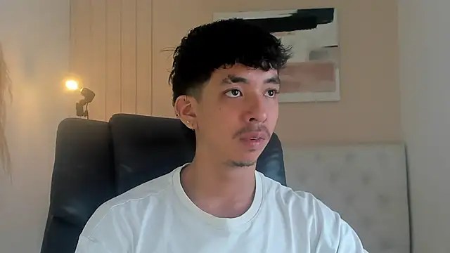 Snapshot of ISAAC_CRYSTON chatting on November 7, 8:42 pm ISAAC CRYSTON online show from November 7, 8:42 pm