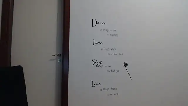 Snapshot of Eva_Eldis chatting on September 13, 1:33 pm Eva Eldis online show from September 13, 1:33 pm