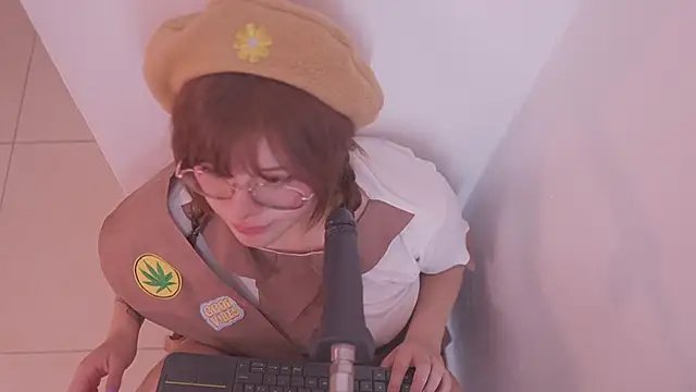 Snapshot of Neekito_ chatting on November 11, 7:58 pm Neekito online show from November 11, 7:58 pm