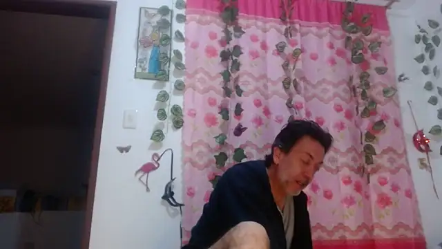 jeans and emma online show from March 9, 1:25 am