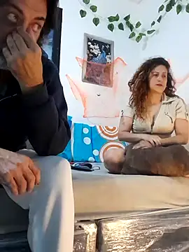 jeans and emma online show from October 25, 1:02 am