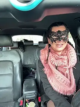 Snapshot of Loveblackzilla chatting on December 2, 1:17 pm Loveblackzilla online show from December 2, 1:17 pm