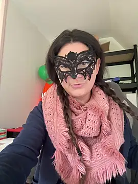 Snapshot of Loveblackzilla chatting on December 17, 1:06 pm Loveblackzilla online show from December 17, 1:06 pm