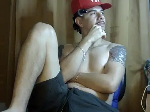 Snapshot of venusfranco_94 chatting on December 14, 12:10 pm venusfranco 94 online show from December 14, 12:10 pm