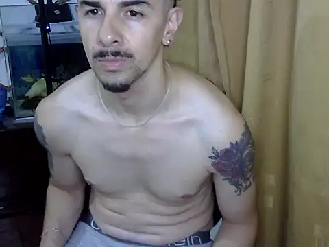 Snapshot of venusfranco_94 chatting on February 10, 4:27 am venusfranco 94 online show from February 10, 4:27 am