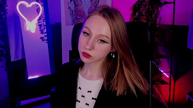 DariaTate online show from February 16, 9:15 am