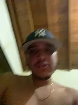 Snapshot of daniel6916 chatting on February 8, 11:55 pm daniel6916 online show from February 8, 11:55 pm