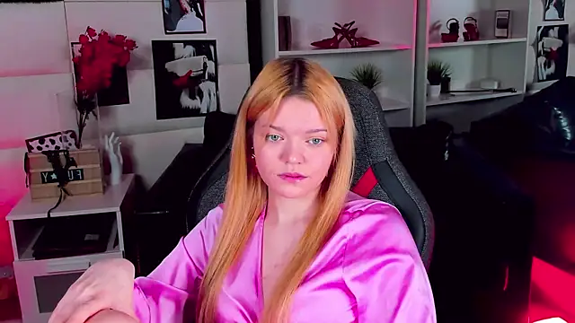 AdeleCartier online show from February 28, 3:48 am