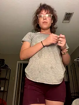 Snapshot of grassXass420 chatting on October 15, 2:11 am grassXass420 online show from October 15, 2:11 am