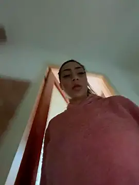 Snapshot of BonyBon29 chatting on February 14, 1:29 pm BonyBon29 online show from February 14, 1:29 pm