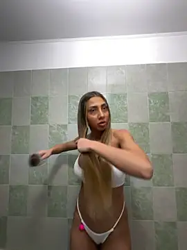 Snapshot of BonyBon29 chatting on February 19, 12:11 pm BonyBon29 online show from February 19, 12:11 pm