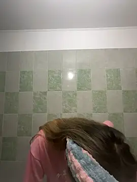 Snapshot of BonyBon29 chatting on February 20, 4:18 am BonyBon29 online show from February 20, 4:18 am