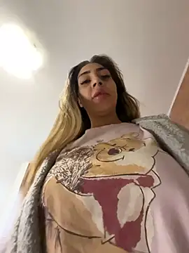 Snapshot of BonyBon29 chatting on March 6, 4:52 am BonyBon29 online show from March 6, 4:52 am