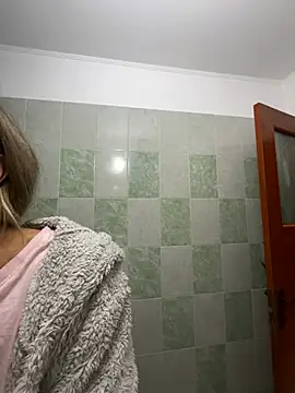 Snapshot of BonyBon29 chatting on March 11, 4:43 am BonyBon29 online show from March 11, 4:43 am