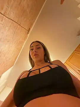 Snapshot of BonyBon29 chatting on March 11, 10:53 pm BonyBon29 online show from March 11, 10:53 pm