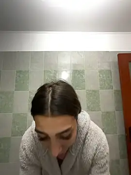 Snapshot of BonyBon29 chatting on March 18, 4:26 am BonyBon29 online show from March 18, 4:26 am