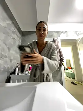 Snapshot of BonyBon29 chatting on September 24, 5:11 am BonyBon29 online show from September 24, 5:11 am